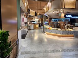 111 Somerset (D9), Retail #488103531